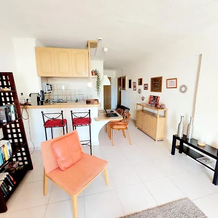 Apartment First Line Apartment !!! 50 M From La Pinta Beach !!! In Los Geranios *