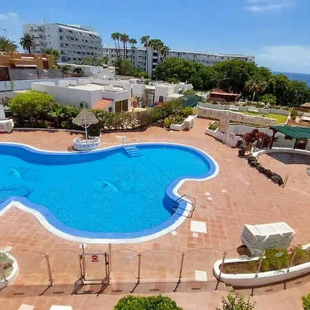 First Line Apartment !!! 50 M From La Pinta Beach !!! In Los Geranios *